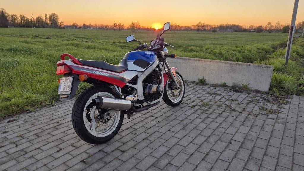 Suzuki GS500E, 2 cilinders, Gebruikt, Minimaal motorrijbewijs A2, Handgeschakeld