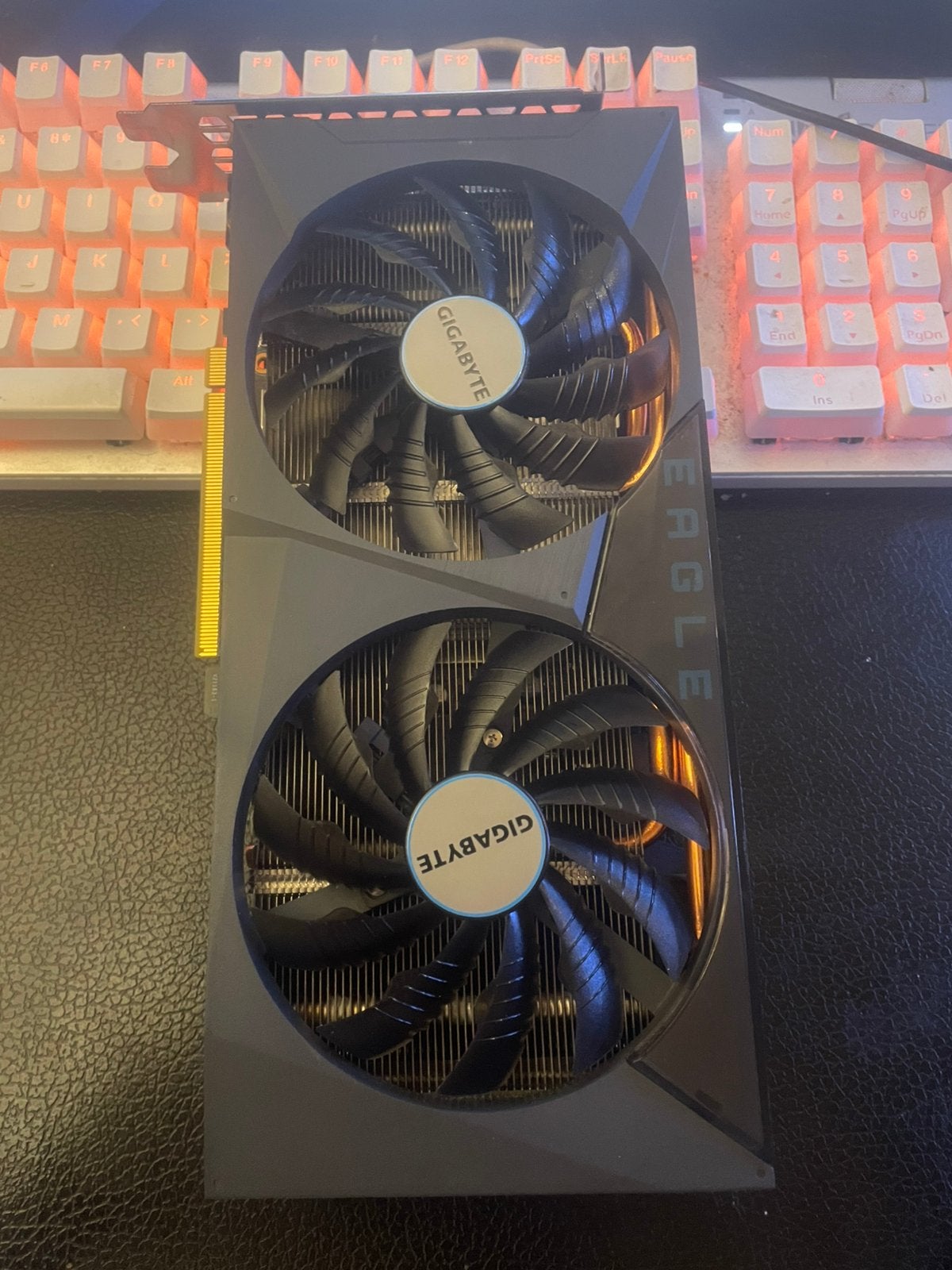 RTX 3060 TI Gigabyte 2 fan 8gb vram, Informatique & Logiciels, Enlèvement ou Envoi, Comme neuf