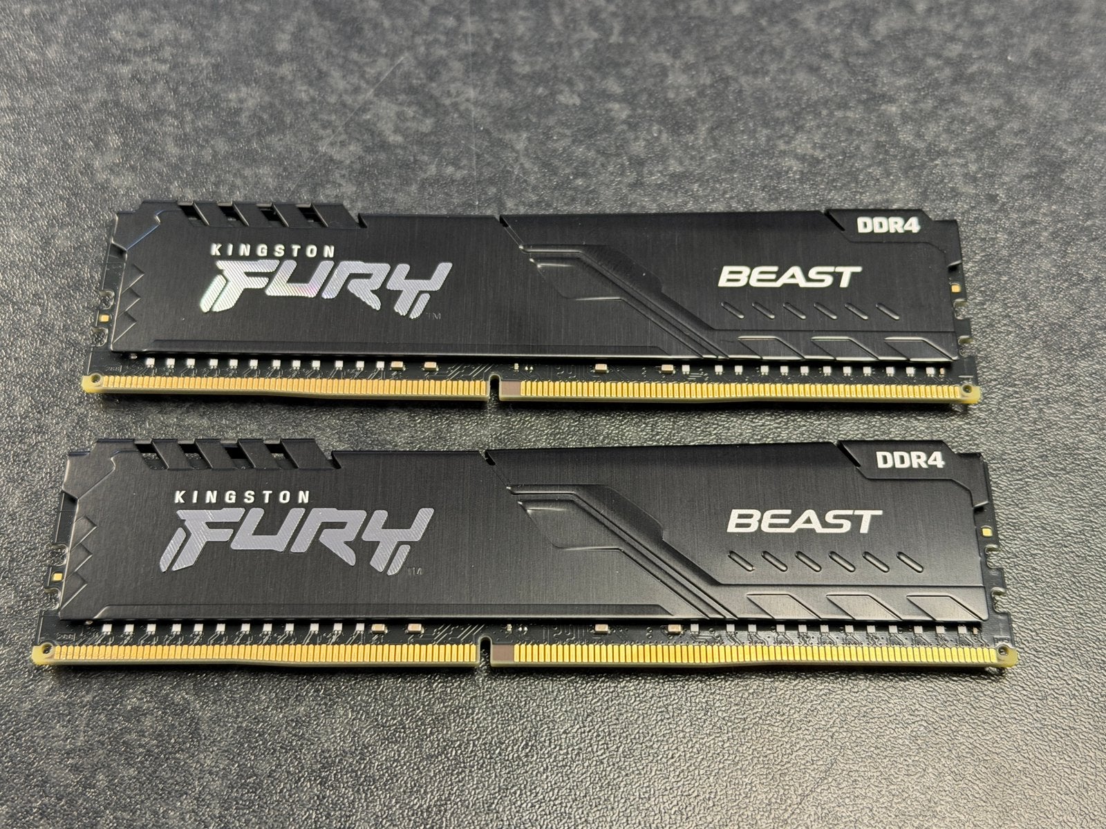 Kingston Fury Beast 64gb ddr4 3200, DDR4, Ophalen of Verzenden, Zo goed als nieuw, Desktop