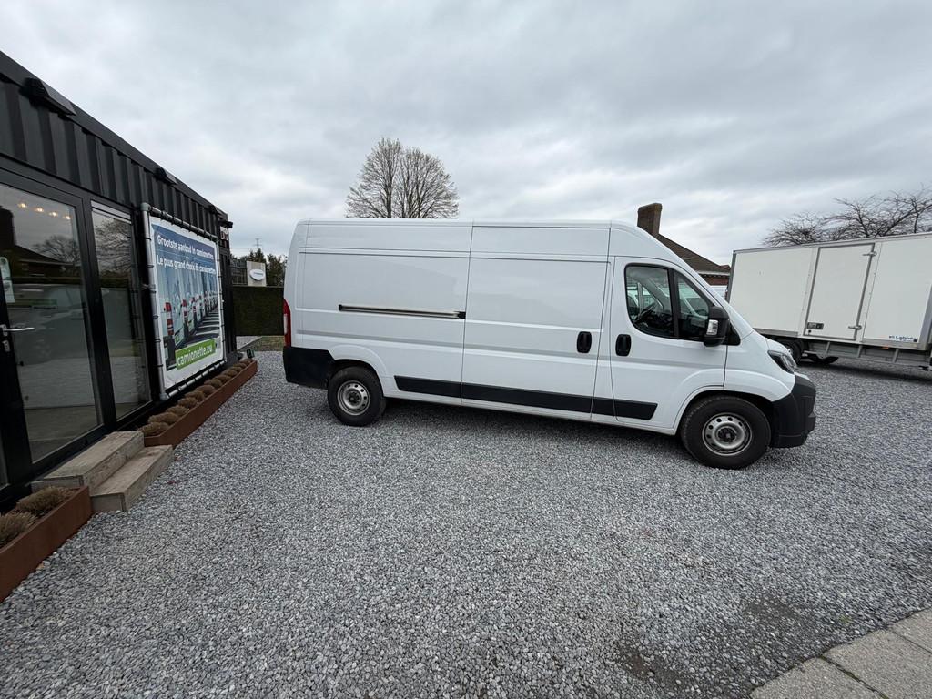 Fiat Ducato 2.2D 140 S&S Turbo - L3H2 3.5t 2.2 MultiJet 140p, Auto's, Bestelwagens en Lichte vracht, Voorwielaandrijving, Stof