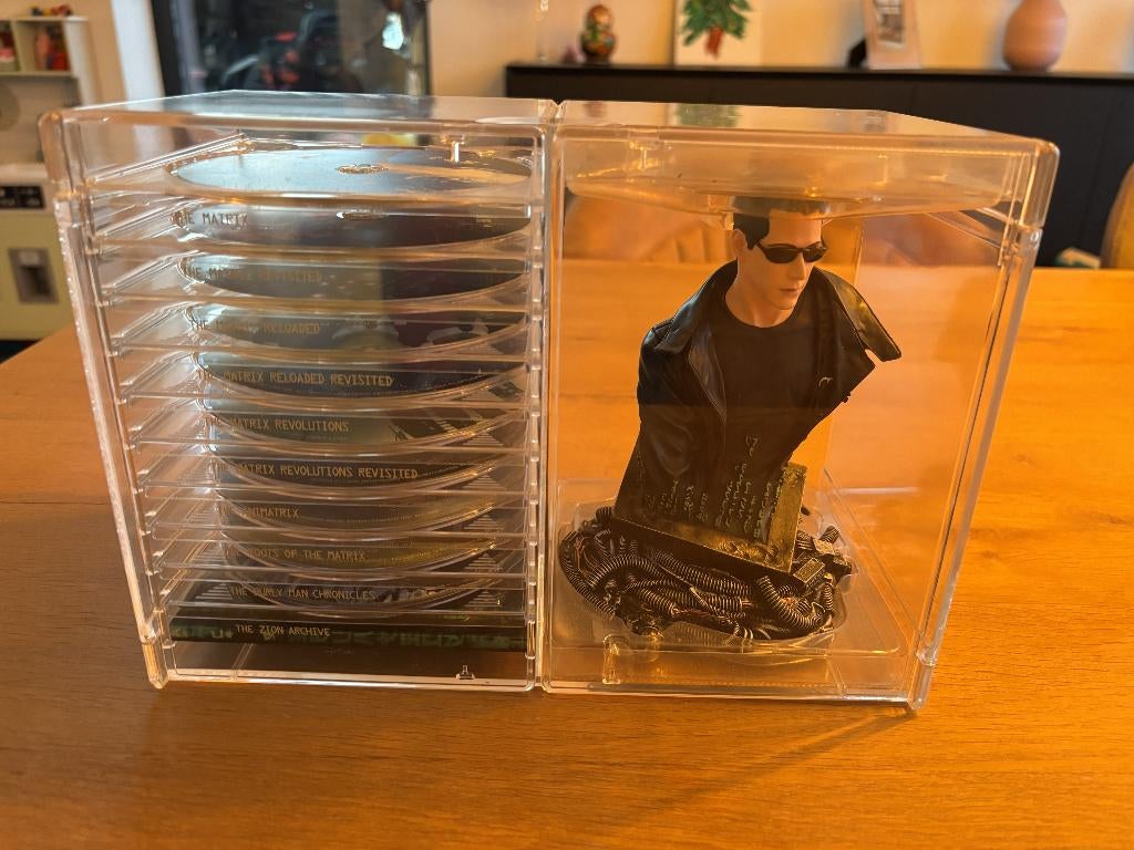 Ultimate Matrix Collection 10-DVD's set met NEO buste, Ophalen of Verzenden, Zo goed als nieuw, Fantasy, Boxset