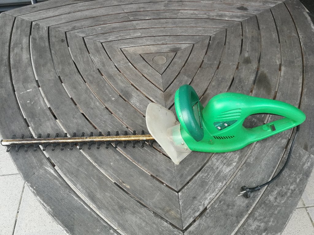 Heggenschaar Power Plus 60 cm, Ophalen, Zo goed als nieuw, Elektrisch, Powerplus