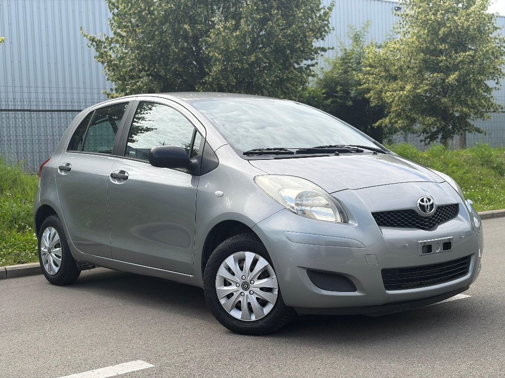 Toyota Yaris 1.0 * Essence * 52.000 Km !! * 0492436959, Autos, Achat, Particulier, Yaris, Essence