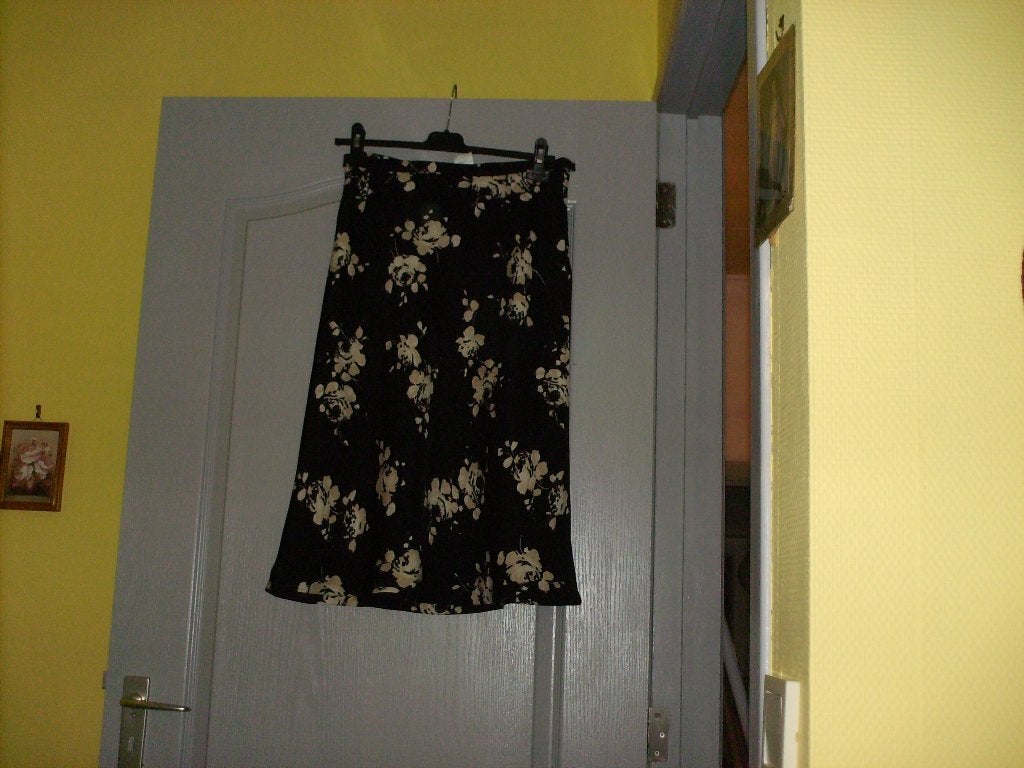 a vendre jupe pour dame, Vêtements | Femmes, Jupes, Taille 38/40 (M), Enlèvement ou Envoi, Porté, Sous le genou