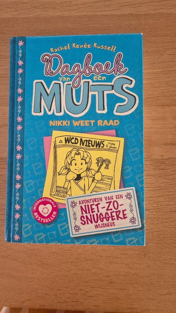Dagboek van een muts, Nikki weet raad, Ophalen, Zo goed als nieuw, Rachel Renée Russell, Fictie