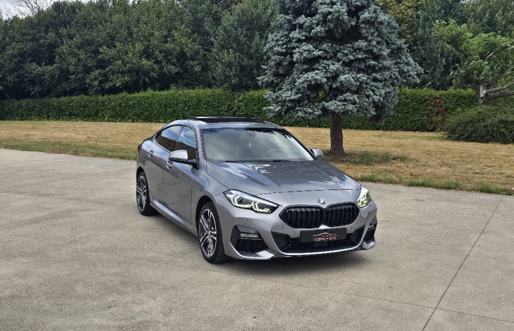 BMW 218i Gran Coupe ** M-pakket - CAM - CarPlay ** GAR 12M, Auto's, BMW, 110 g/km, 5 deurs, 3 cilinders, 100 kW