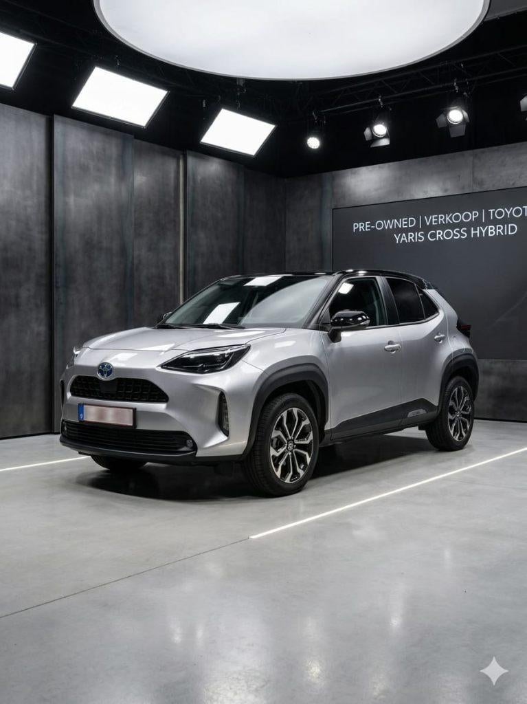Prachtige Toyota Yaris Cross Hybrid (2021), grijs/zwart, Argent ou Gris, Achat, Entretenue par le concessionnaire, 5 portes