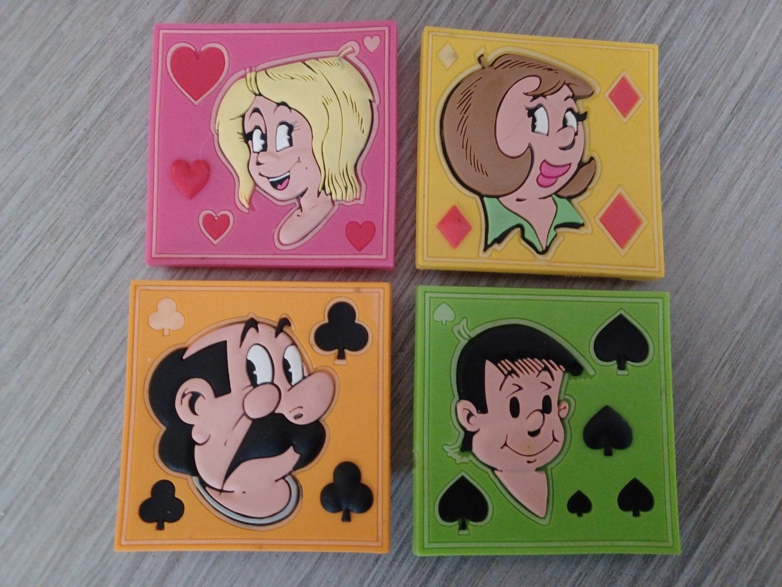 4 magneten Kiekeboe., Ophalen of Verzenden