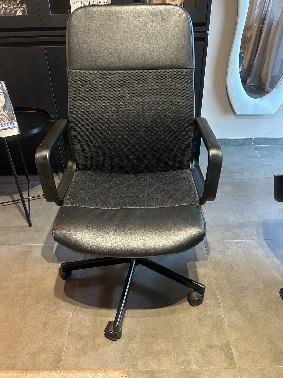Bureaustoel ikea, Maison & Meubles, Chaises de bureau, Enlèvement, Comme neuf, Noir, Chaise de bureau