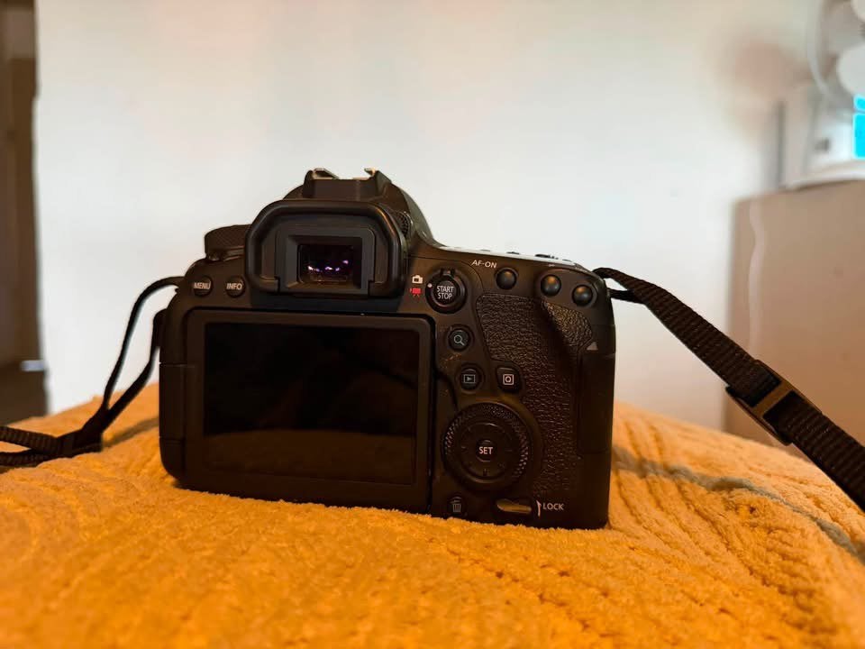 Canon EOS 6D Mark II, Enlèvement ou Envoi, Comme neuf