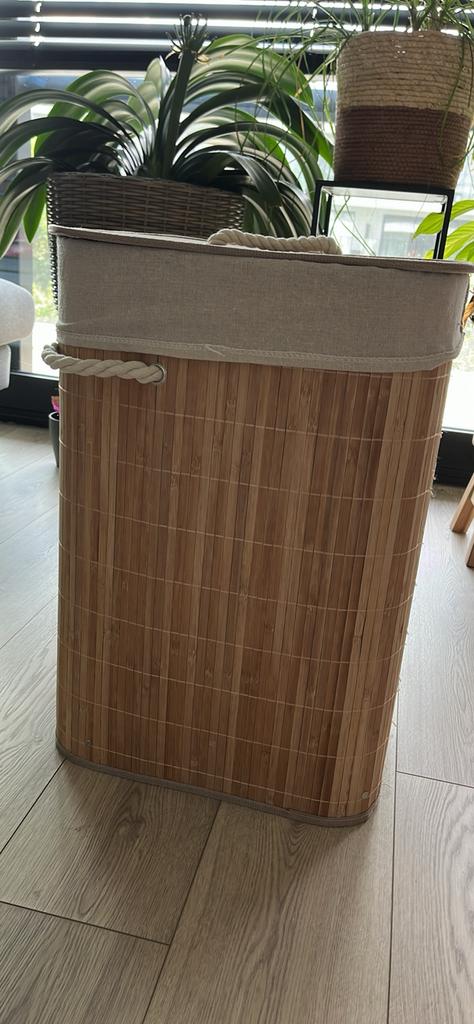 Te koop: opberg/linnenmand, Ophalen, Zo goed als nieuw