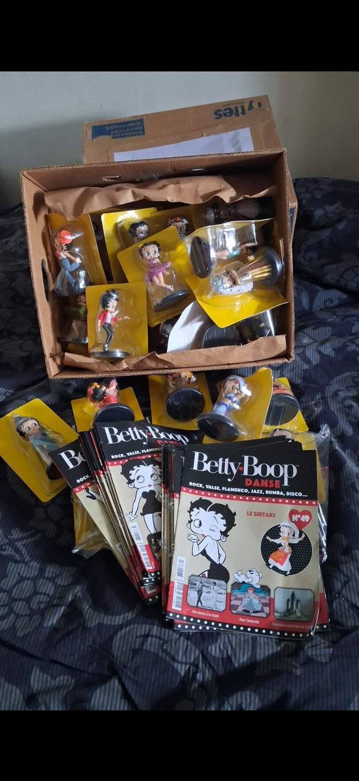 Collection Betty Boop Edition danse du monde 80 pièces, Enlèvement, Neuf