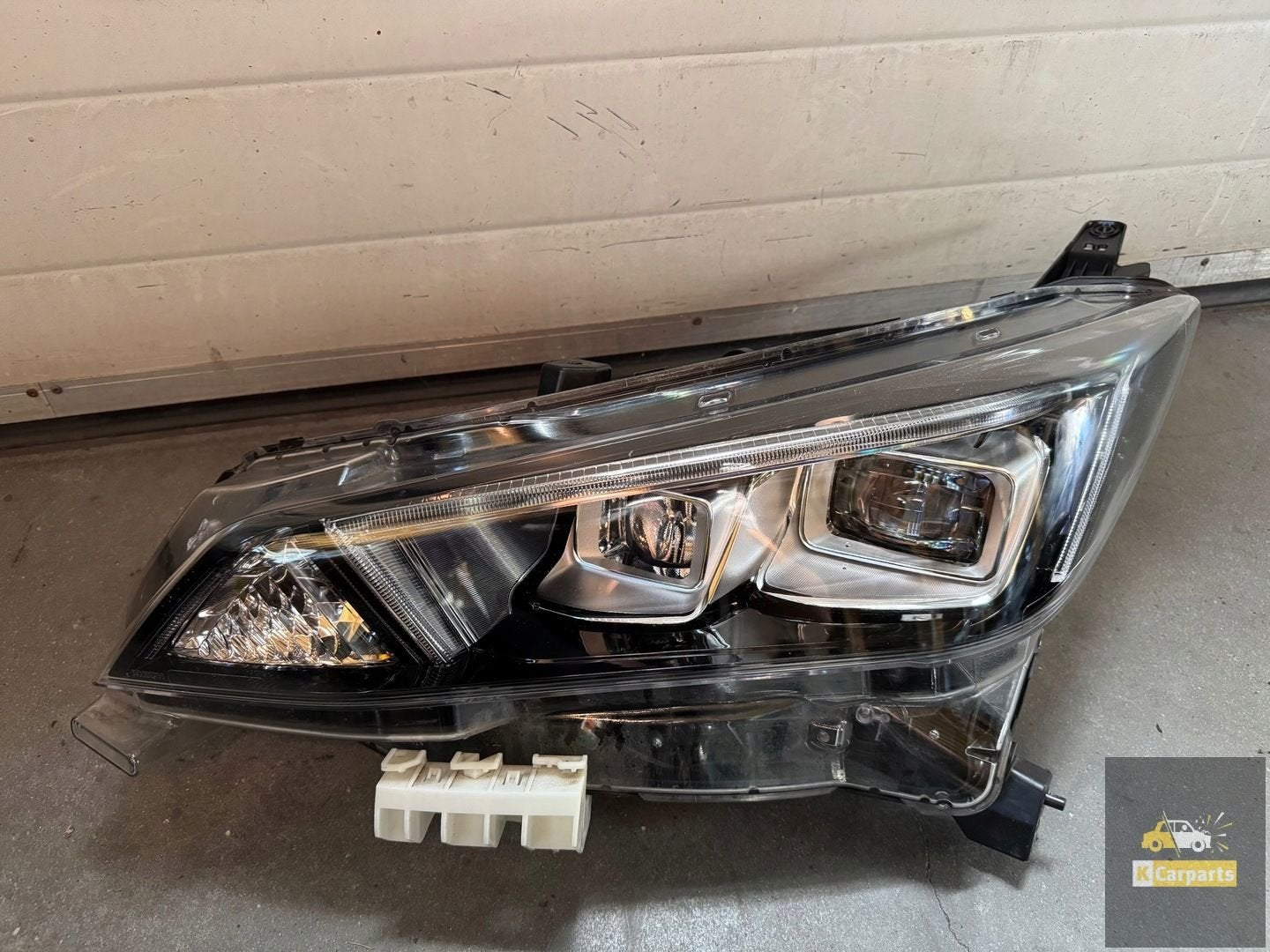 260605SH5B, Feu arri re gauche enti rement LED pour Nissan L, Nissan Motor Co., Ltd., Takashima 1-chome 1-1
220-8686  Yokohama