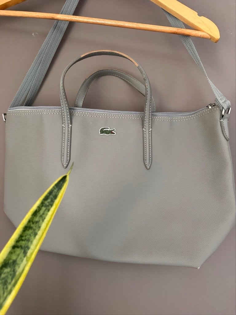 Sac à main Lacoste gris, Enlèvement ou Envoi, Comme neuf, Gris, Sac à main