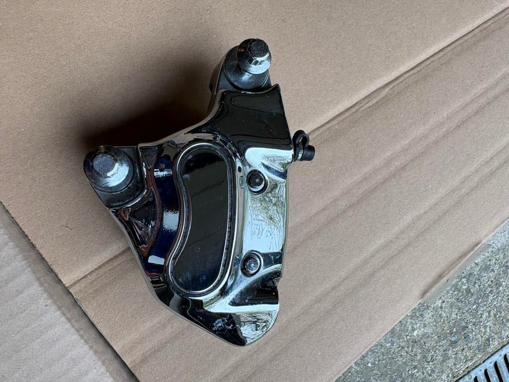 Etrier de frein avant (drag specialties), Enlèvement, Utilisé