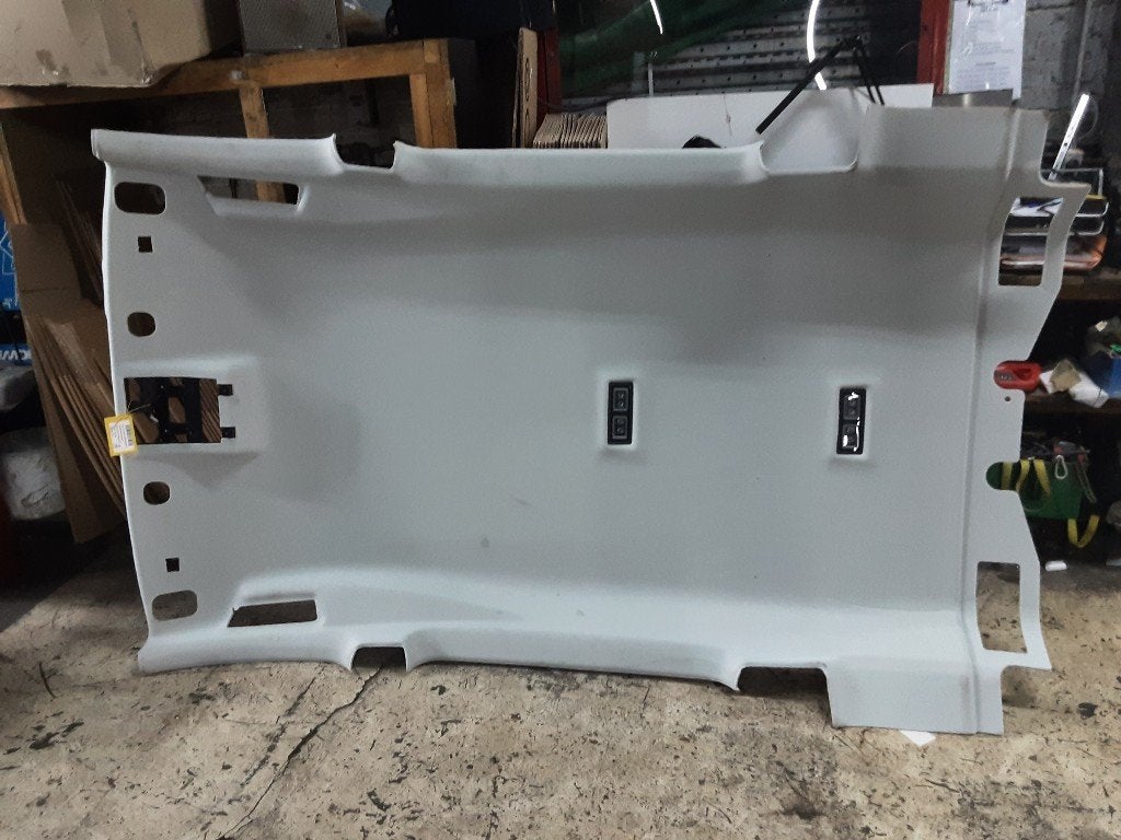 LINER OU CIEL DE TOIT Volkswagen Caddy Combi V (SBB / SBJ), Volkswagen, Volkswagen AG, Utilisé, Kundenbetreuung@volkswagen.de