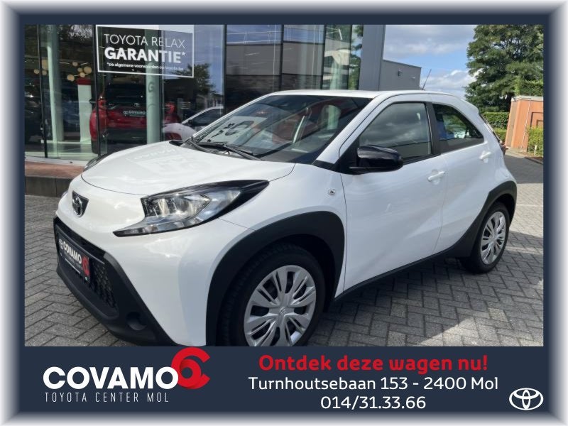 Toyota Aygo Play 1.0L HANDGESCHAKELD, Auto's, Toyota, https://public.car-pass.be/vhr/59798126-efe0-47e5-931c-af3fad8530f8, 72 pk