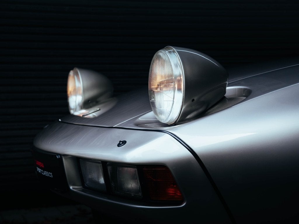 Porsche 928 S Coupé manual gearbox 4.7 S Coupé (bj 1983), Auto's, Oldtimers, 4 zetels, https://public.car-pass.be/vhr/83771bd7-9940-4c52-b907-baa0597724e1