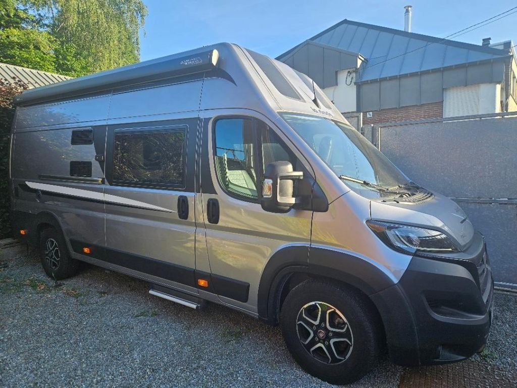 Fourgon aménagé LA STRADA AVANTI F 2024 – ÉTAT NEUF – 4 PL, Jusqu'à 4, Siège standard, Fiat, Boîte manuelle