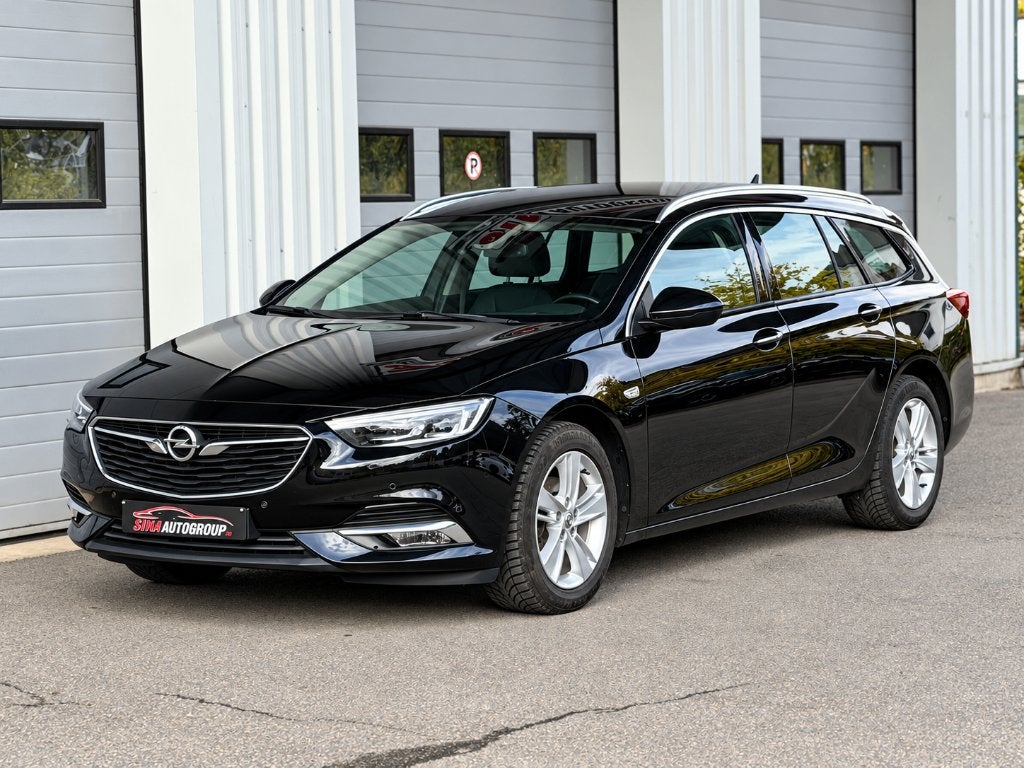 Opel Insignia 1.6 CDTI/Carplay/Led/Camera/Airco/Euro6d, Auto's, 100 kW, Zwart, 4 cilinders, Zwart