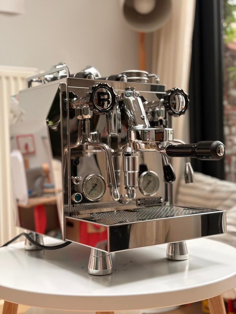 Rocket Espresso Giotto Type V, Electroménager, Café moulu, Machine à espresso, Réservoir d'eau amovible, Comme neuf