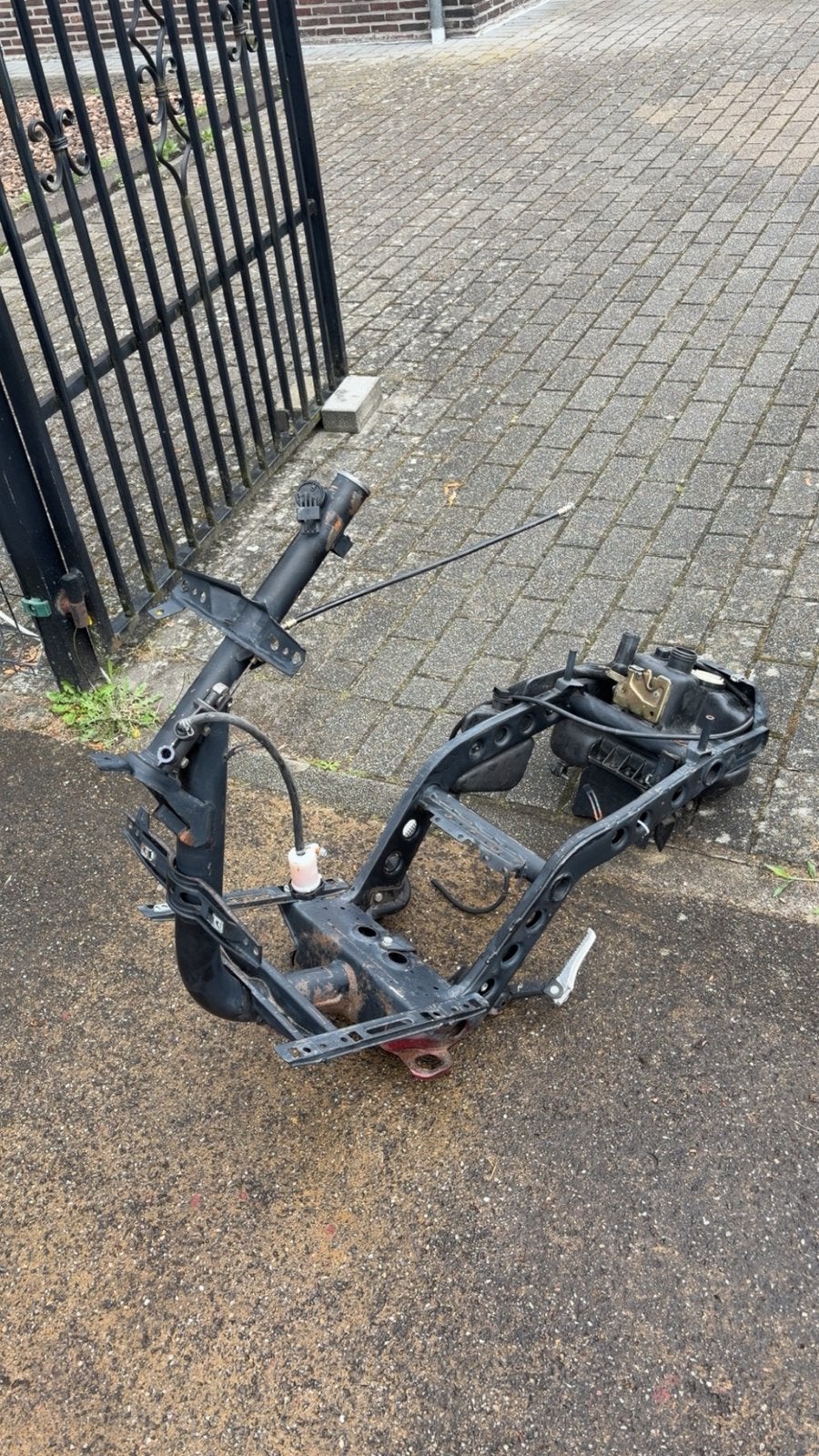Typhoon frame, Fietsen en Brommers, Ophalen, Zo goed als nieuw