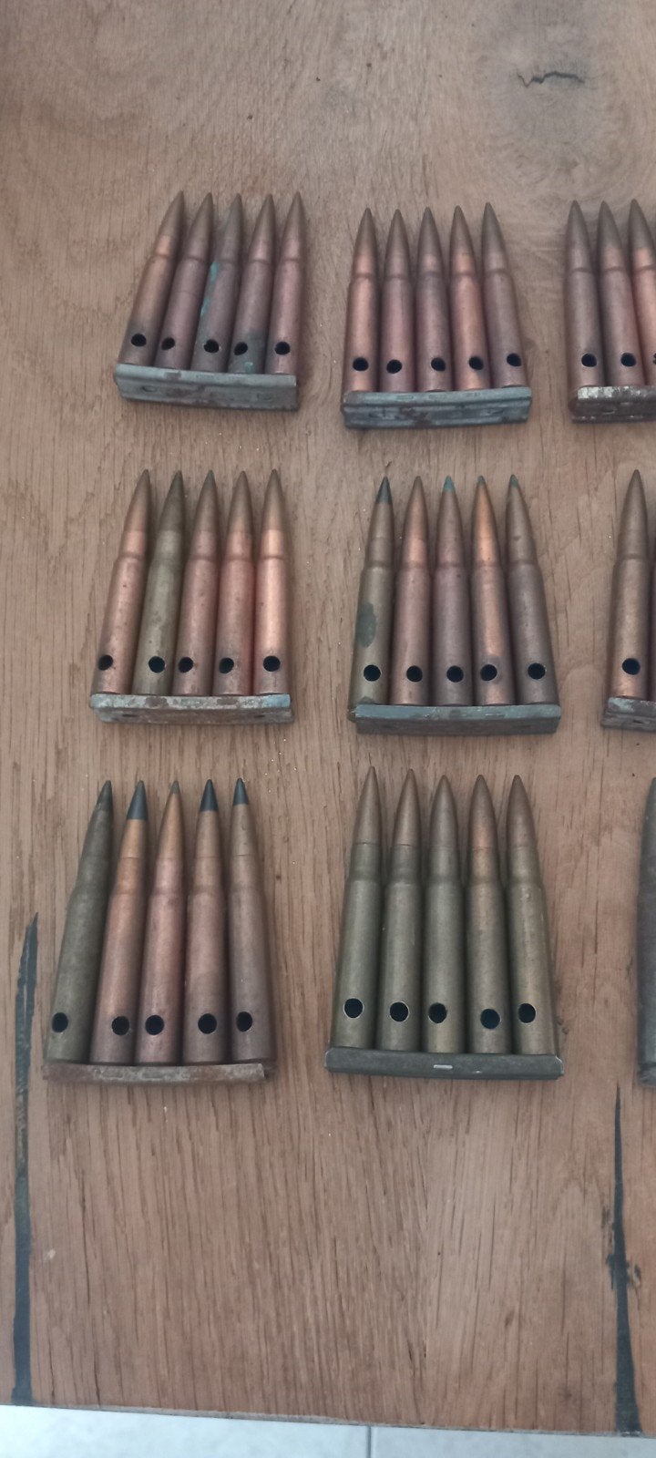 15 complete Duitse doorboorde K98k clips WO2, origineel, Ophalen of Verzenden