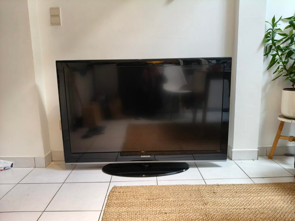 Samsung 52 inch full HD LCD, Huis en Inrichting, Kasten |Televisiemeubels, Ophalen
