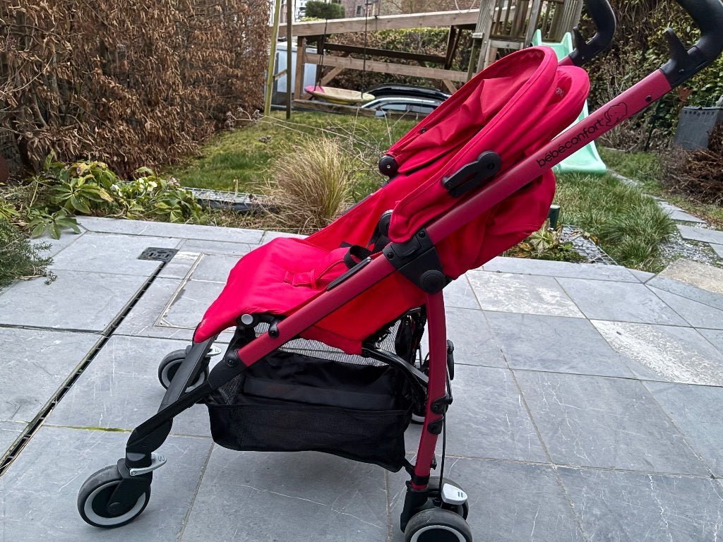 Poussette bébé confort Mila rouge, Enfants & Bébés, Enlèvement, Utilisé, Poussette, Autres marques