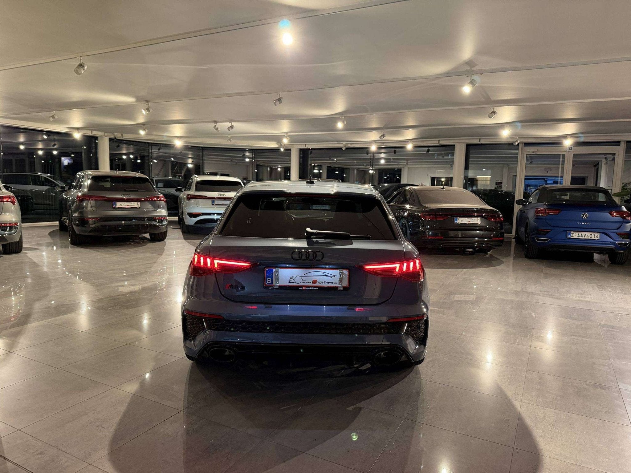Audi RS3 SPORTBACK * CARAMIC * B&O * CAMERA * HEAD UP * RS D, Argent ou Gris, Achat, 2480 cm³, Euro 6