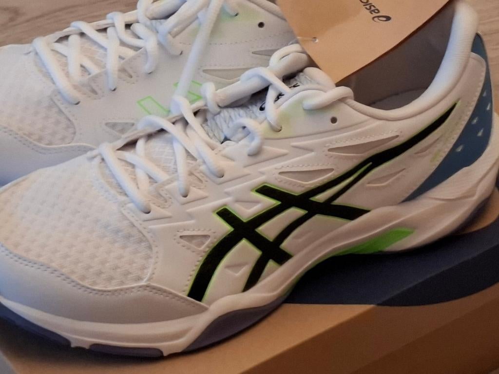 ASICS baskets/ Pointure: 43,5/ Valeur: €113,22, Sports & Fitness, Course, Jogging & Athlétisme, Enlèvement, Neuf, Chaussures de course à pied