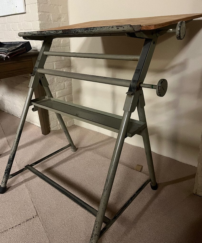 Oude tekentafel, Enlèvement