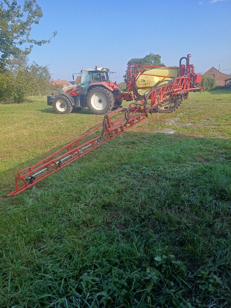 Veldspuit/sproeier, pulverisateur rau ikarus a38, Ophalen