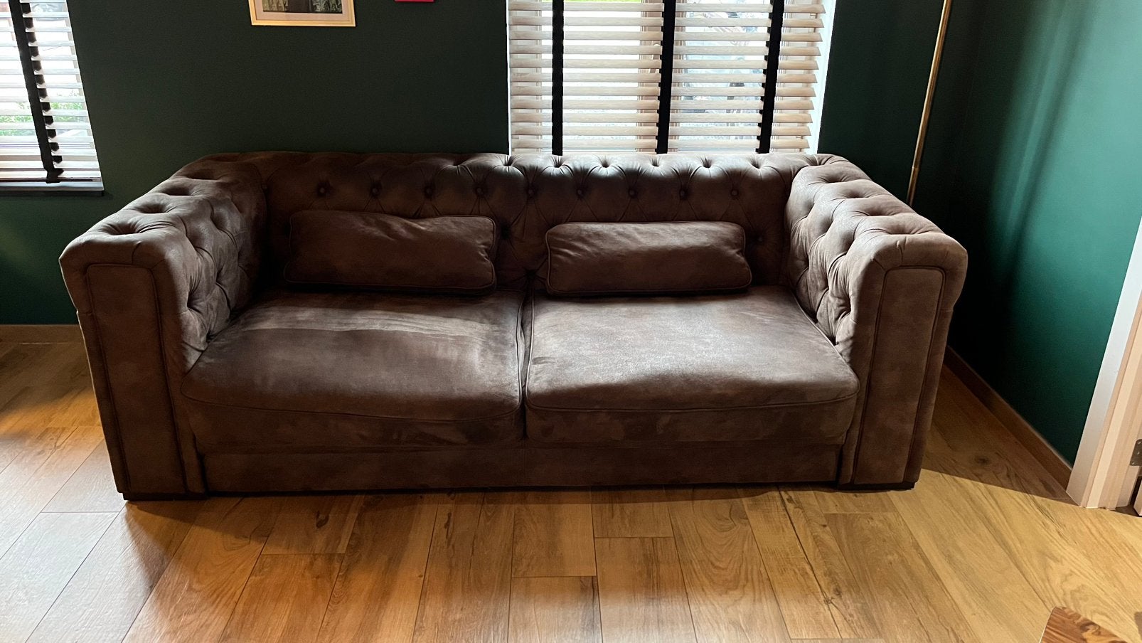 Bruine chesterfield look zetel, Huis en Inrichting, Ophalen, Gebruikt, Chesterfield, Driepersoons