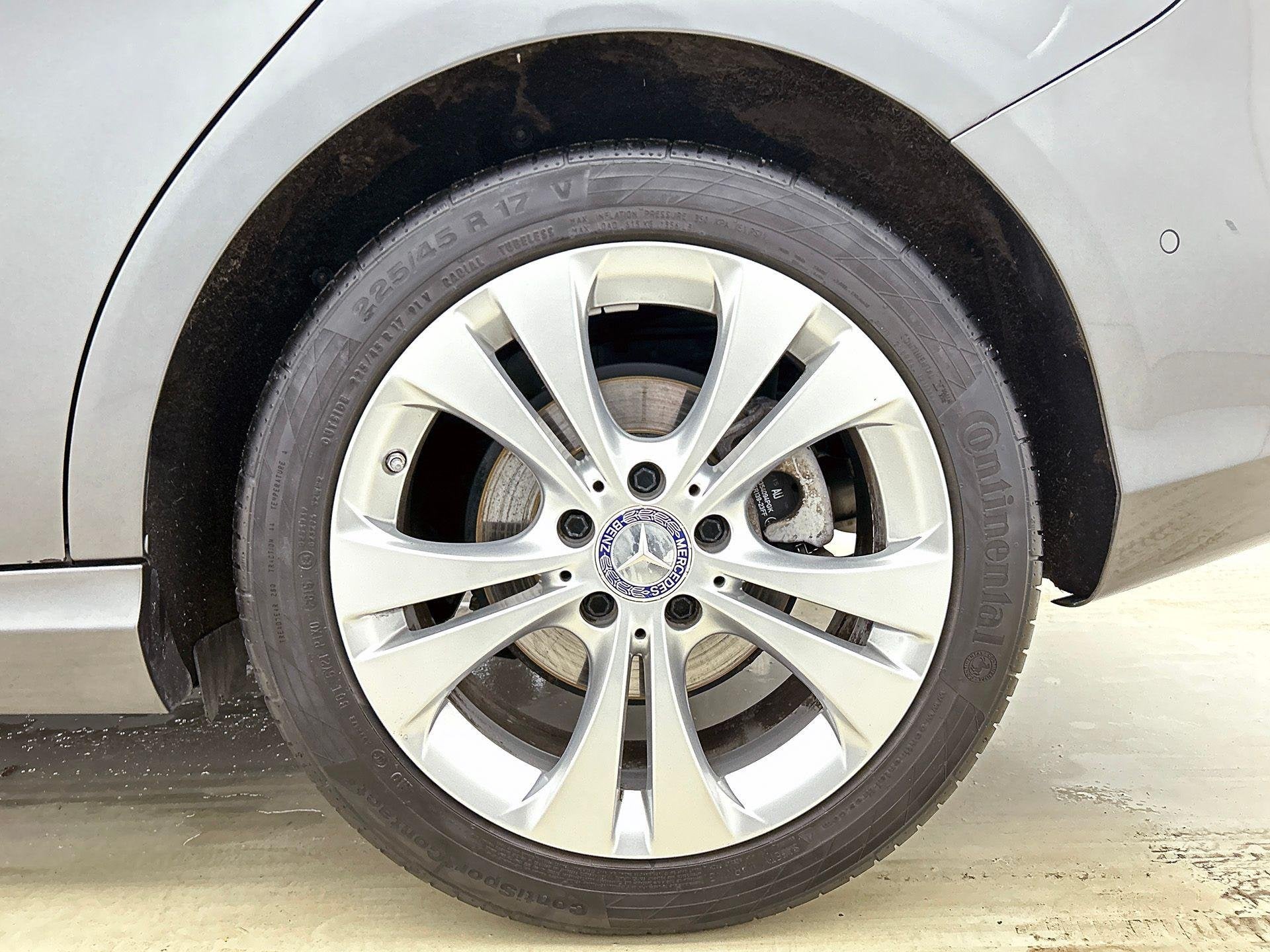 Mercedes-Benz B-Klasse 180 D Business line Navigatie | Parke, Argent ou Gris, Achat, https://public.car-pass.be/vhr/aaead6d8-c123-4841-a253-e7fc95f68d12