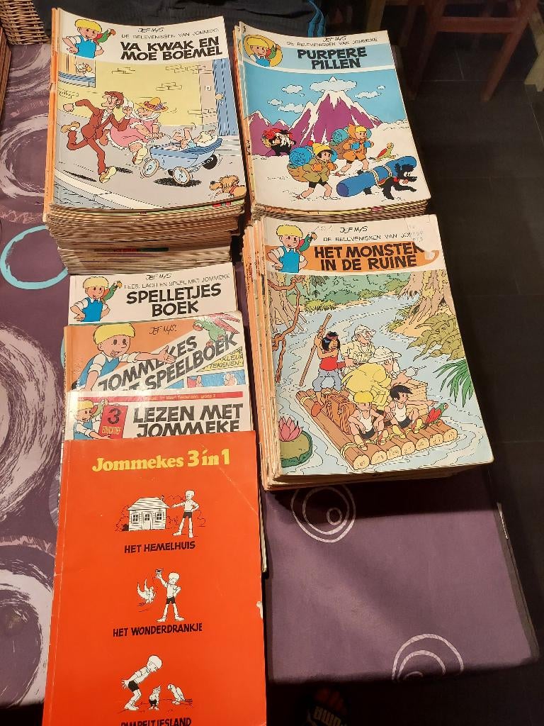 175strips jommeke, kiekeboe, urbanus, de rode ridder enz, Boeken, Ophalen of Verzenden, Gelezen