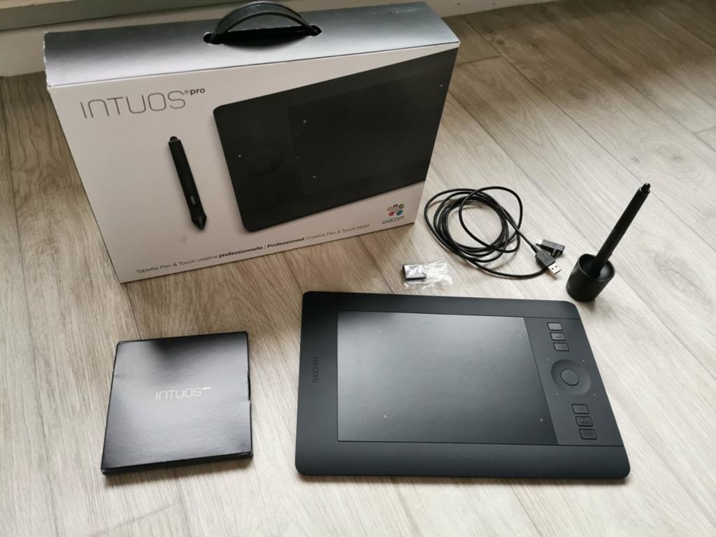 Initios Pro, Informatique & Logiciels, Tablettes graphiques, Enlèvement ou Envoi