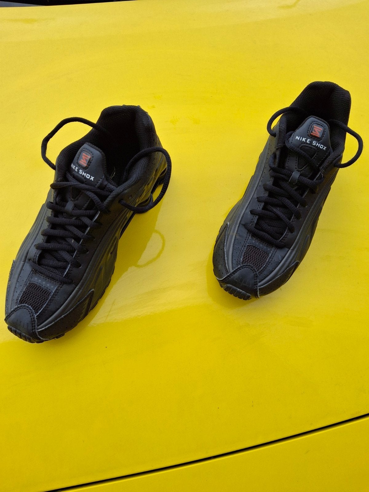 Nike shox sneakers maat 37.5, Ophalen, NIKE, Zo goed als nieuw, Jongen of Meisje
