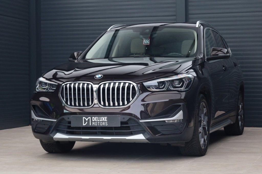 BMW X1 xDrive25e X Line Pano Camera Zetelverwarming Navi, Leder, Bedrijf, 5 zetels, Hybride Elektrisch/Benzine