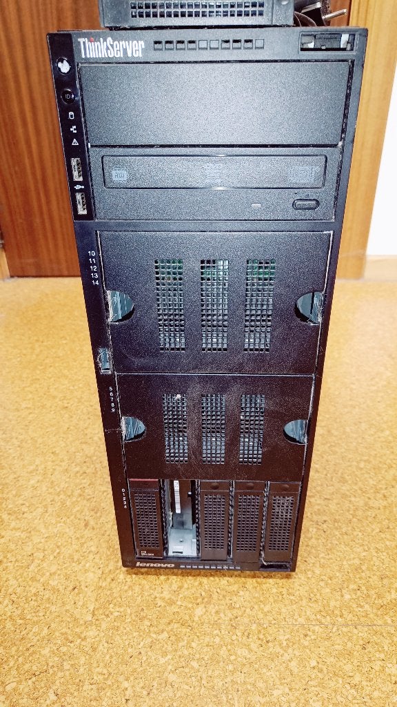 Lenovo Thinkserver TD350, Computers en Software, Ophalen, Gebruikt, 2 tot 3 Ghz, Hot swappable onderdelen