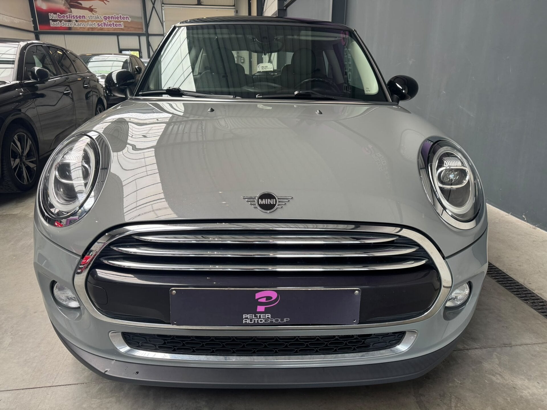 MINI Cooper One 1.5 Benzine GPS CarPlay Halfleder, Autos, Mini, Argent ou Gris, Achat, Euro 6, Entreprise