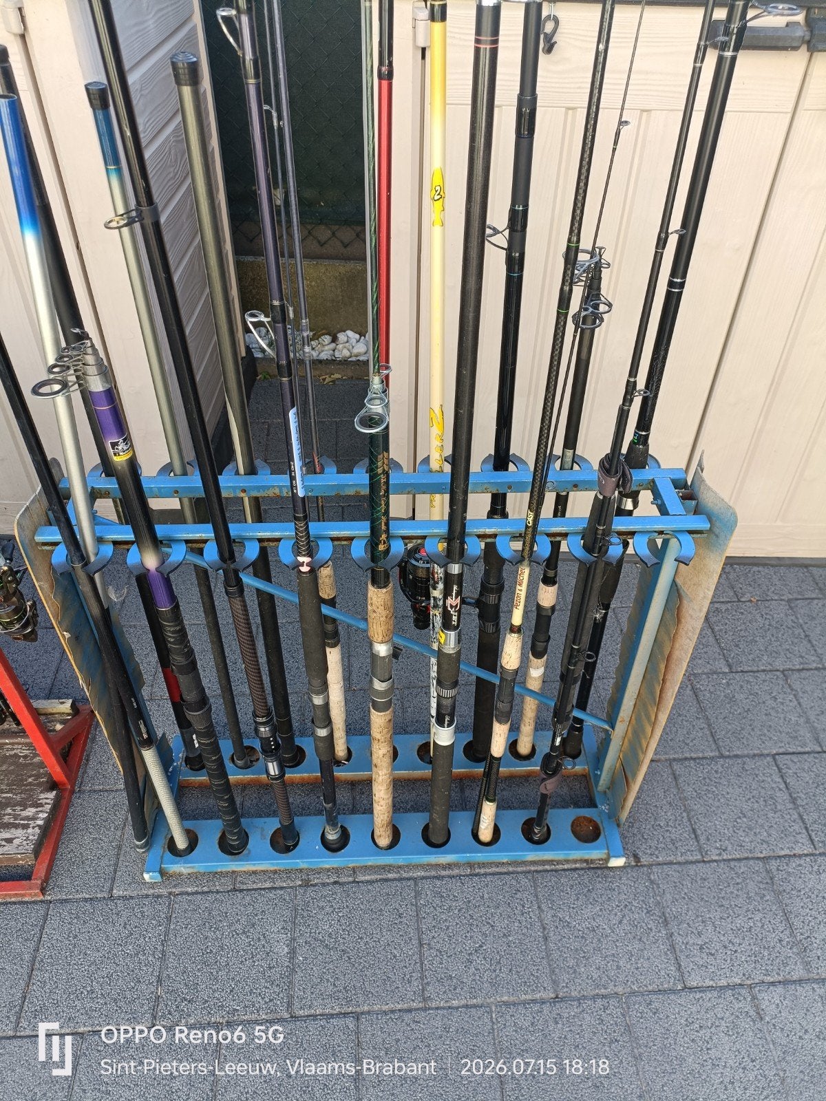 Grand choix de matériel de pêche, Enlèvement