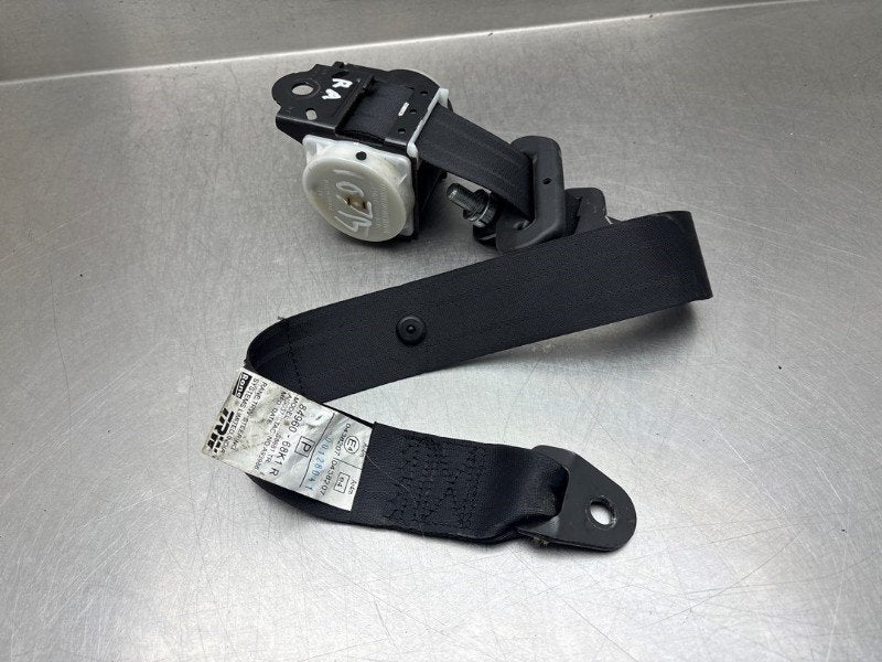 CEINTURE DE SECURITE ARRIERE DROITE Nissan Pixo (D31S), Autos : Pièces & Accessoires, Utilisé, Nissan
