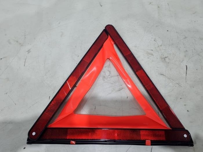 Triangle de présignalisation d'un BMW 1-Serie, Autos : Pièces & Accessoires, -, 3 mois de garantie, Utilisé, -