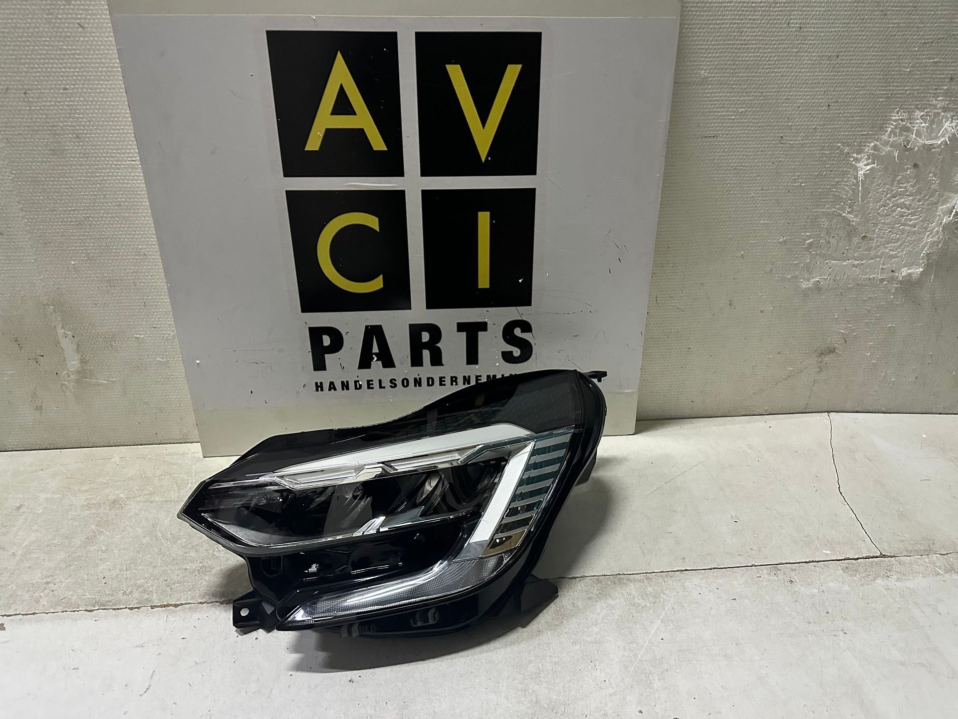 Koplamp Renault Captur II 2 Full led 260608054R links, Renault, -, Utilisé, -