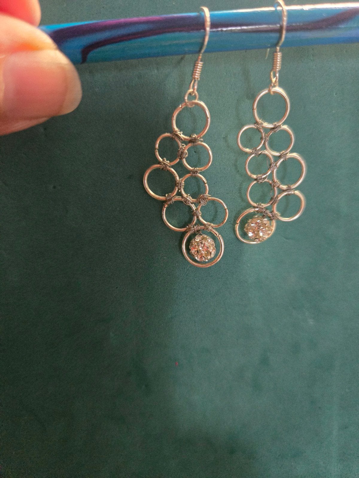 vend des bijoux pour femmes, Envoi, Verre