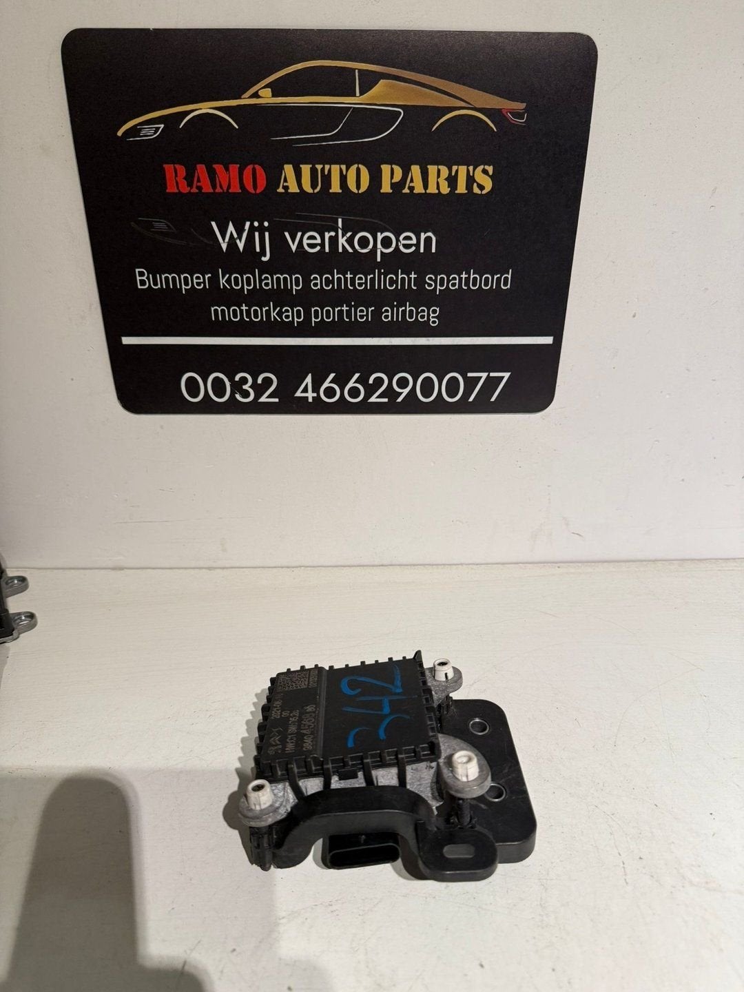 RADAR MODULE PEUGEOT 208 2008 2019-2022 STEKKER 9840456880, Gebruikt, -, -, Ophalen of Verzenden
