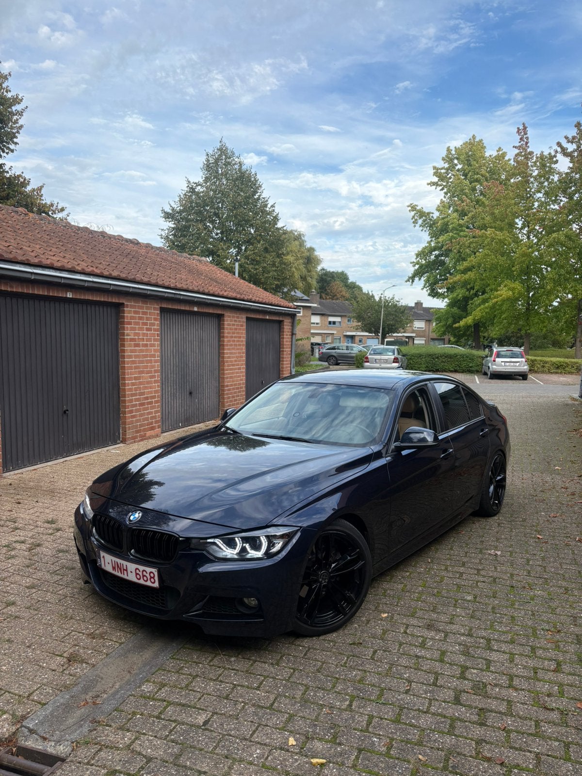 Bmw F30 320d, Autos, Euro 5, 110 g/km, Carnet d'entretien, 5 portes