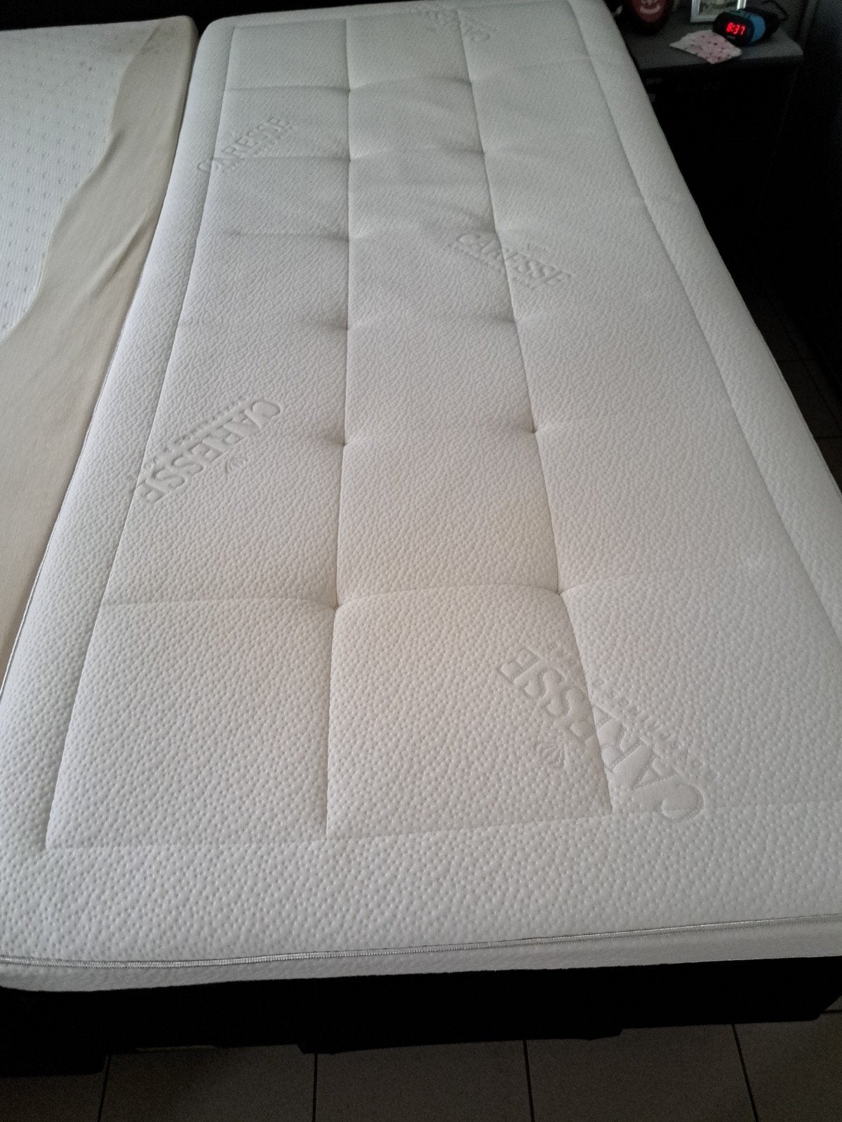 zeer mooie en zuivere matrassen en toppers , twee matrassen, Ophalen, 90 cm, Tweepersoons, Zo goed als nieuw