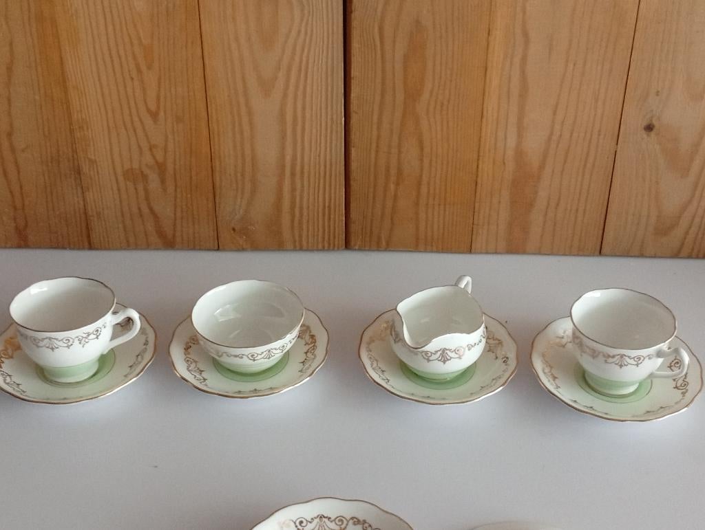 Theeservies „English Bone China” aren 50 Elegance & Prestige, Ophalen